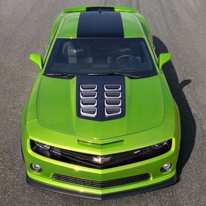 Preview wallpaper chevrolet camaro, cars, car, green, top view