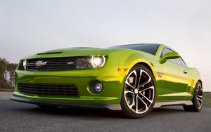 Preview wallpaper chevrolet camaro, cars, car, green