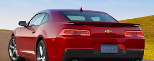 Preview wallpaper chevrolet, camaro, ss, 2013, rear view, red