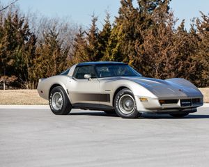 Preview wallpaper chevrolet, corvette, 1982, car, side view