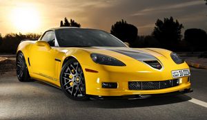 Preview wallpaper chevrolet, corvette, c6, yellow, front view