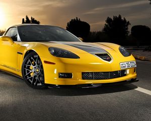 Preview wallpaper chevrolet, corvette, c6, yellow, front view