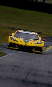 Preview wallpaper chevrolet corvette, chevrolet, car, yellow, race