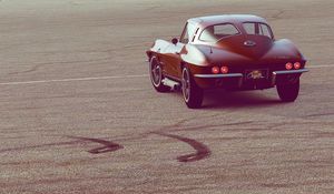 Preview wallpaper chevrolet, corvette, rear view, auto, retro