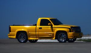 Preview wallpaper chevrolet silverado, chevrolet, car, yellow, pickup