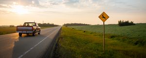 Preview wallpaper chevrolet silverado, chevrolet car, red, road