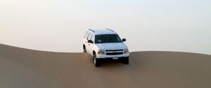 Preview wallpaper chevrolet tahoe, chevrolet, car, suv, desert