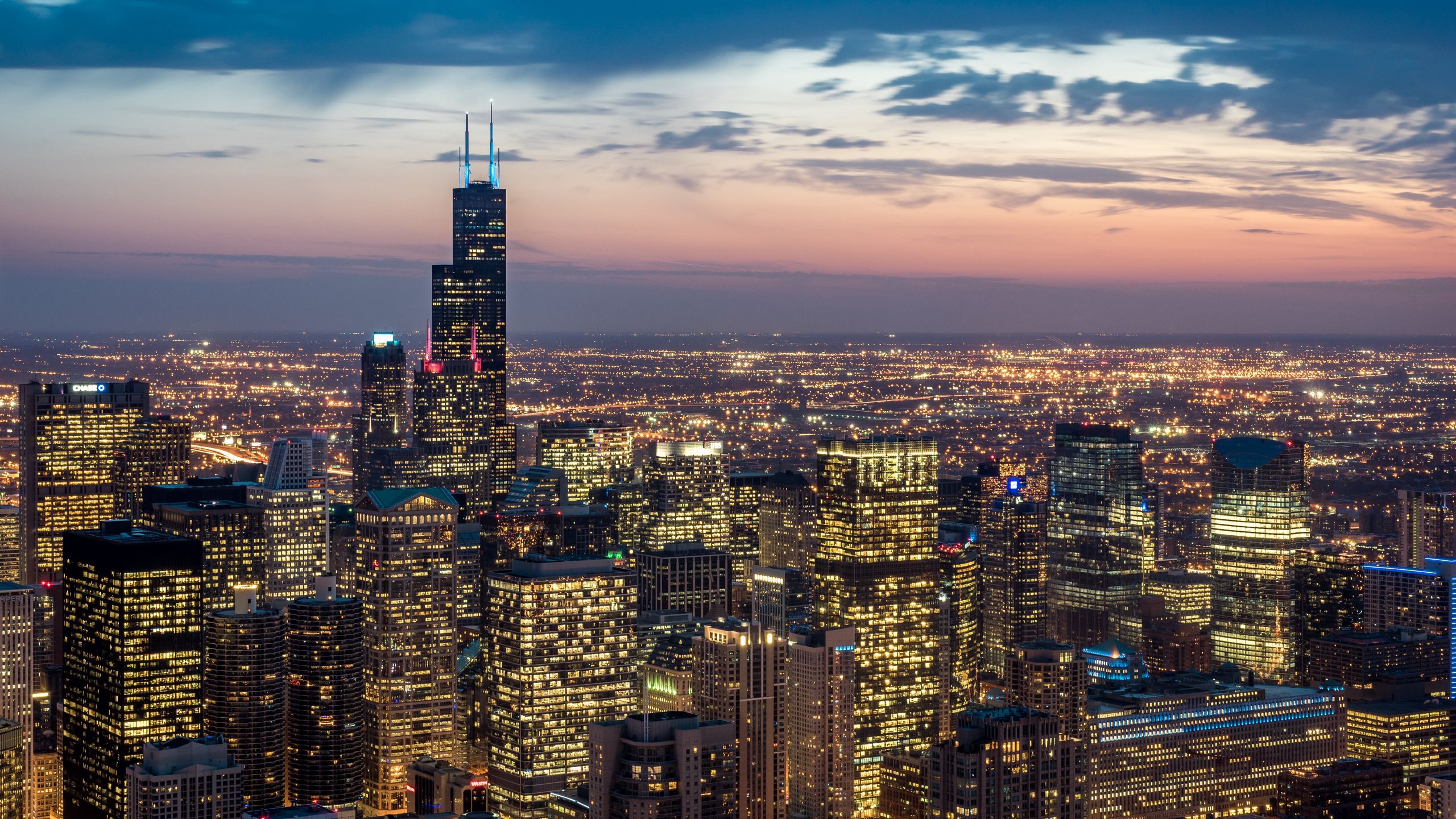 Download wallpaper 2560x1440 chicago, usa, skyscrapers, night