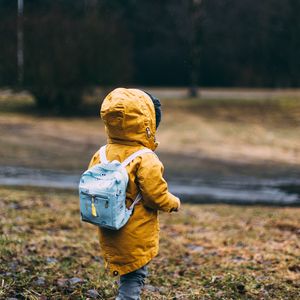 Preview wallpaper child, backpack, autumn, walk