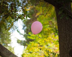 Preview wallpaper child, balloon, dress, holiday, tree