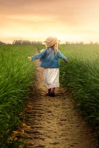 Preview wallpaper child, field, grass, path, walk