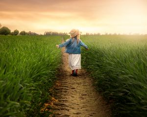 Preview wallpaper child, field, grass, path, walk