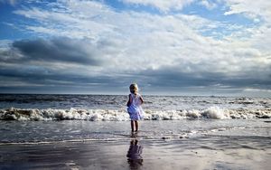 Preview wallpaper child, girl, beach, sea, waves