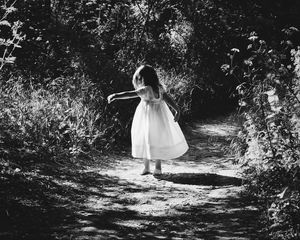 Preview wallpaper child, girl, walk, bw, childhood