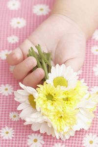 Preview wallpaper child, hand, flowers, baby