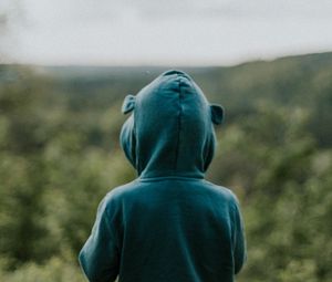 Preview wallpaper child, hoody, hood, back, green, clothes