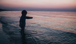 Preview wallpaper child, kid, childhood, sea, sunset