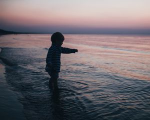 Preview wallpaper child, kid, childhood, sea, sunset