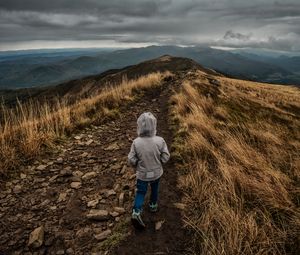 Preview wallpaper child, mountains, walk