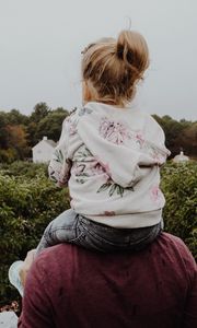 Preview wallpaper child, nature, family