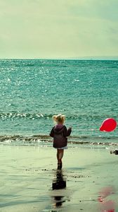 Preview wallpaper child, sea, ball, sand, walk