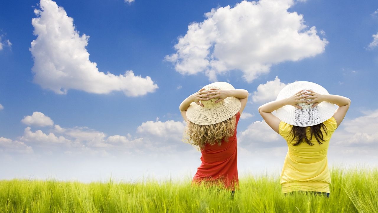 Wallpaper children, field, girls, hats, air, grass, sky
