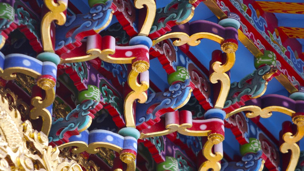 Wallpaper china, roof, decorated, multicolored