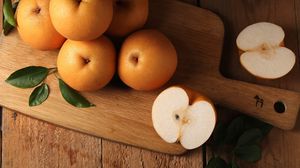 Preview wallpaper chinese pear, fruit, cutting board