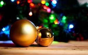 Preview wallpaper christmas balls, decorations, lights, gold, new year, christmas