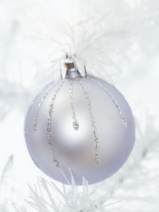 Preview wallpaper christmas decorations, ball, glitter, thread, silver