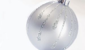 Preview wallpaper christmas decorations, ball, glitter, close-up