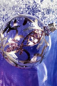 Preview wallpaper christmas decorations, balloon, designs, branches, reflected