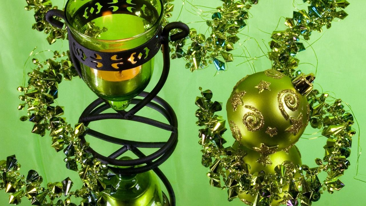 Wallpaper christmas decorations, balloon, stones, candle, candlestick, green background