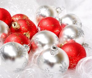 Preview wallpaper christmas decorations, balloons, different, bright, sparkles