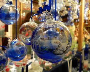 Preview wallpaper christmas decorations, balloons, glass, string, holiday