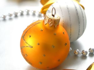 Preview wallpaper christmas decorations, balloons, glitter, ornaments, close-up, attributes