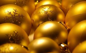 Preview wallpaper christmas decorations, balloons, gold, glitter