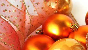 Preview wallpaper christmas decorations, balloons, ribbon, gold, close-up