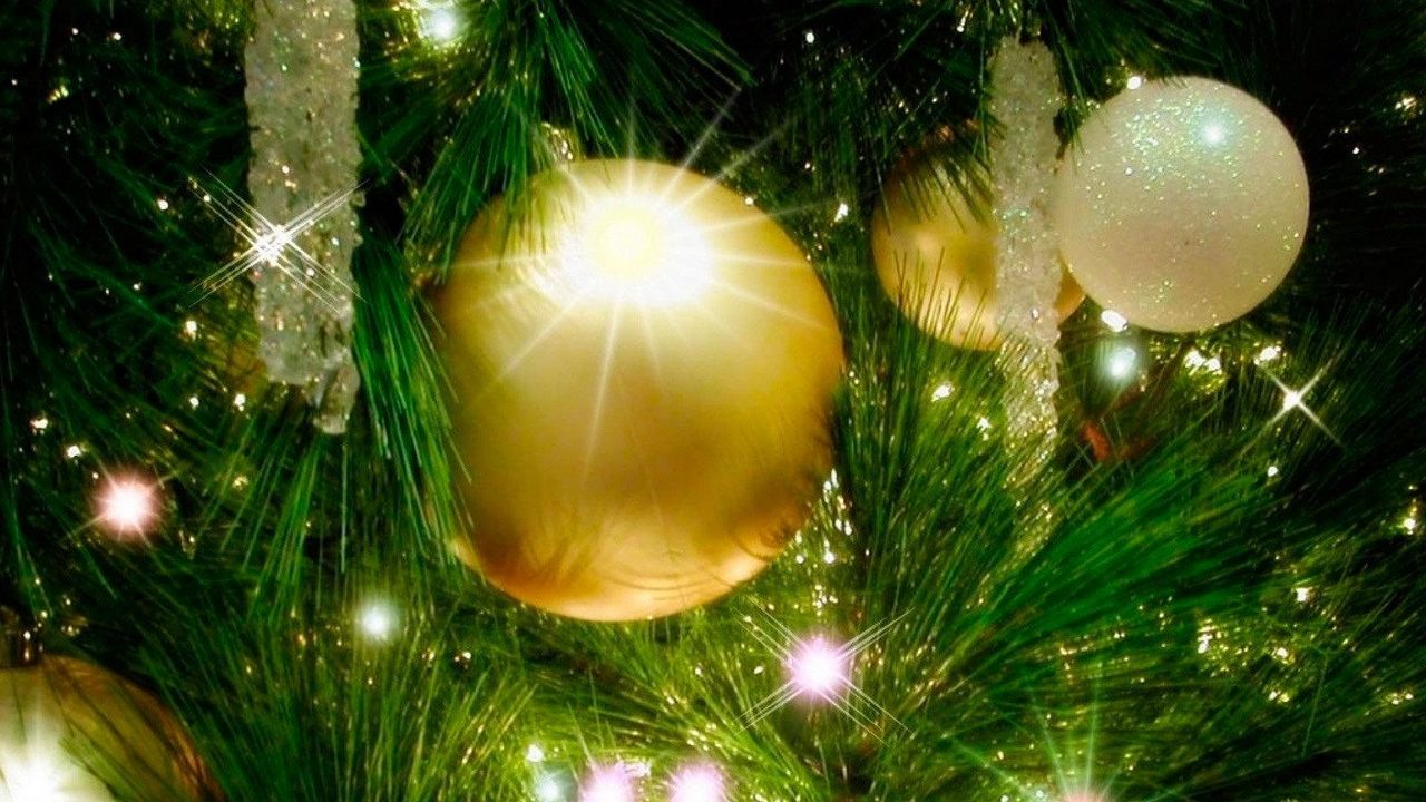 Wallpaper christmas decorations, christmas tree, garland, holiday, new year