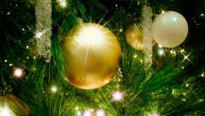 Preview wallpaper christmas decorations, christmas tree, garland, holiday, new year
