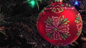 Preview wallpaper christmas decorations, garland, ball, thread, needles, pattern