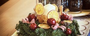 Preview wallpaper christmas decorations, vintage, wreath, pine, retro