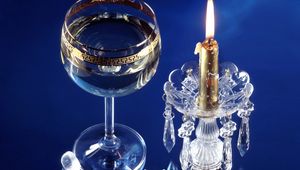 Preview wallpaper christmas, new year, candle, crystal, glass