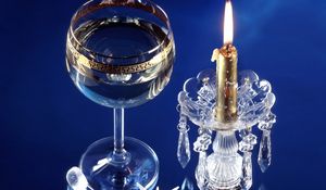 Preview wallpaper christmas, new year, candle, crystal, glass