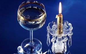 Preview wallpaper christmas, new year, candle, crystal, glass