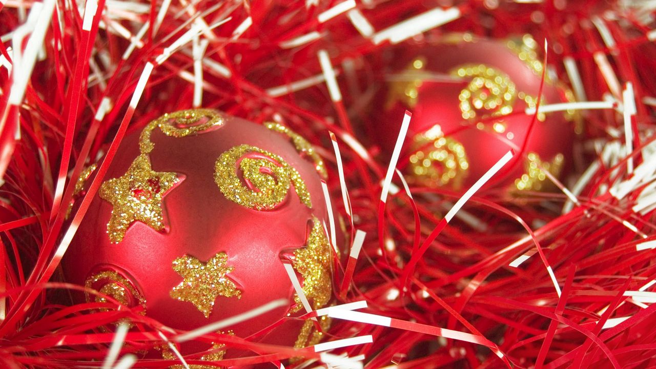 Wallpaper christmas, new year, spheres, tinsel, red, ornaments