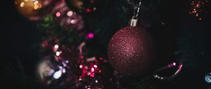 Preview wallpaper christmas toy, ball, christmas, new year, shine