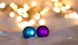 Preview wallpaper christmas toys, balls, glare