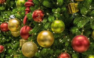 Preview wallpaper christmas tree, balls, new year, christmas, colorful
