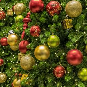 Preview wallpaper christmas tree, balls, new year, christmas, colorful
